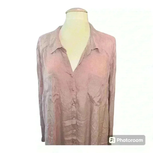 Torrid Madison taupe blouse - Picture 6 of 7